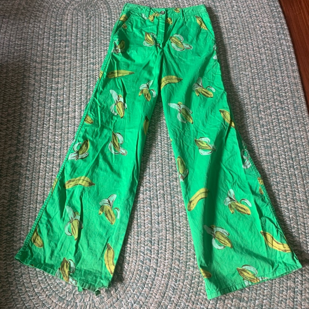 Rare find 70’s Women’s High Waisted Bell Bottoms